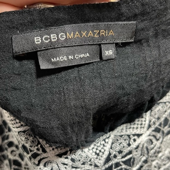 BCBG MaxAzria Lace Hem Cross Back Dress Women’s Size XS - Picture 5 of 6